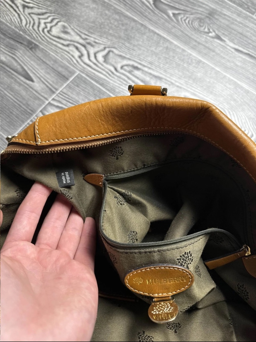 Mulberry Caramel Brown Leather Satchel with Turn-Lock - Picture 10 of 14